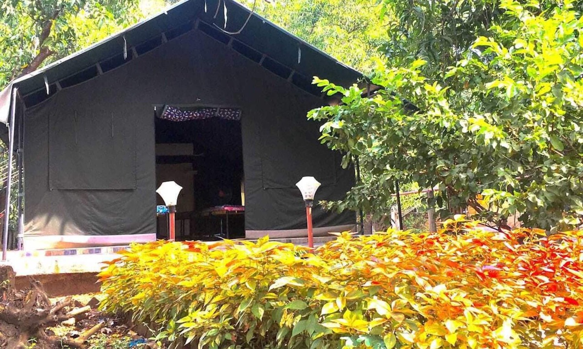 Vada Hotel | Nivant Agro Experience