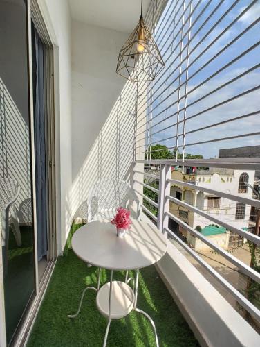 Shaikpet House | NK Homes 202 - 2BHK Homestay - Fast Wifi, Fully Furnished