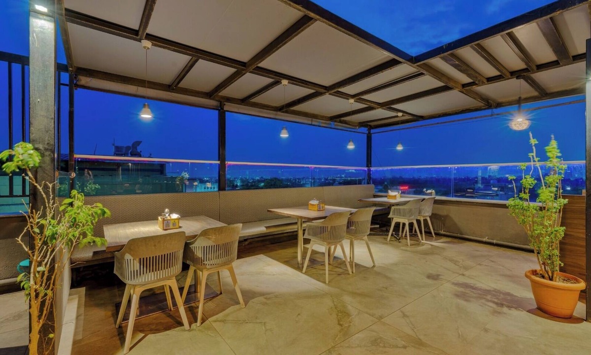 Sangli Hotel | O'Nest Pearl