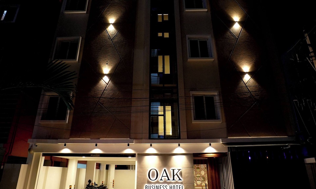 Kondapur Hotel | Oak Business Hotel