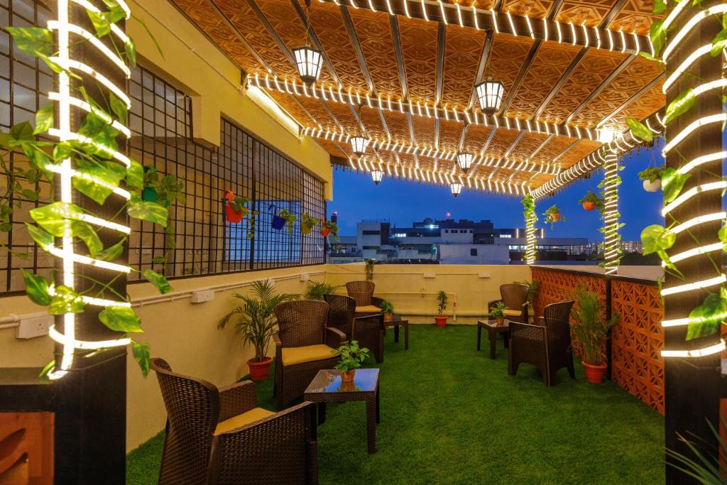 Koramangala 1A Block Apartment | OBS 1BHK with Balcony Koramangala