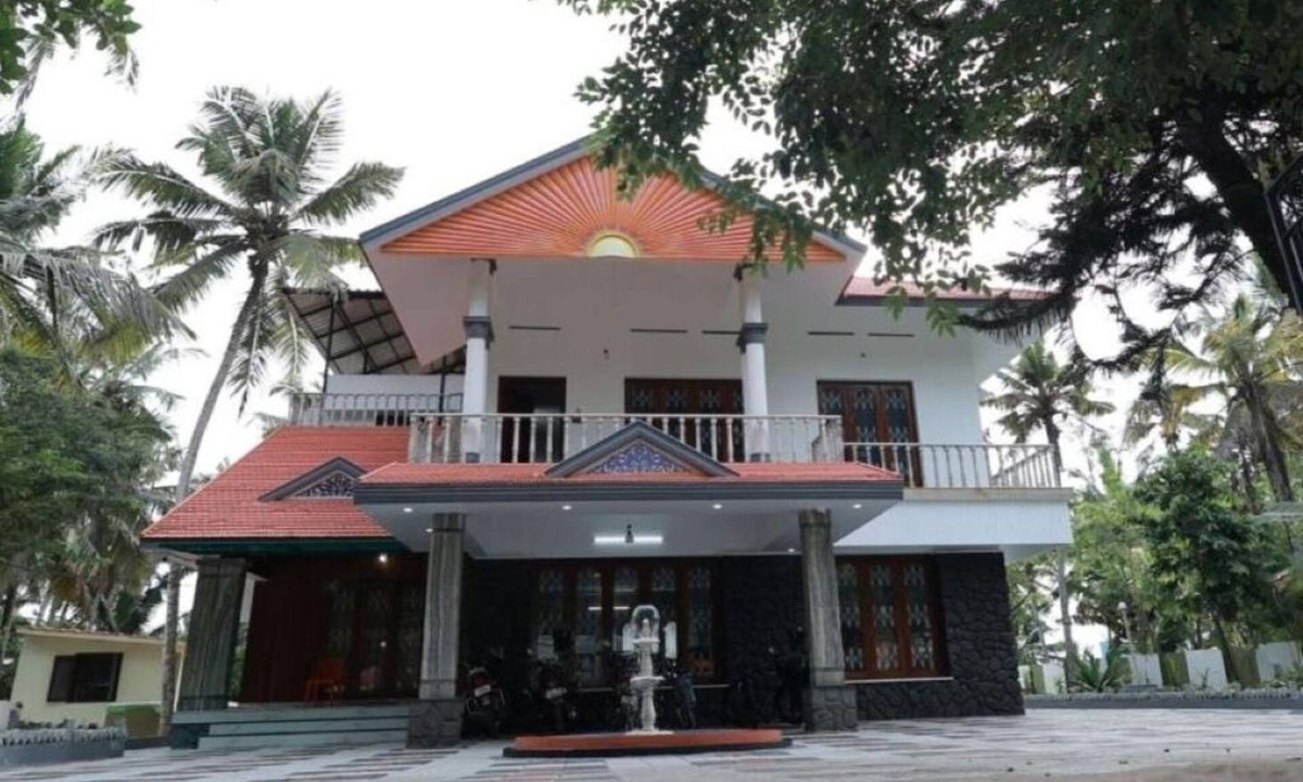 Poovar House | Ocean Queen Palace Poovar – King Room with Breathtaking Sea Views