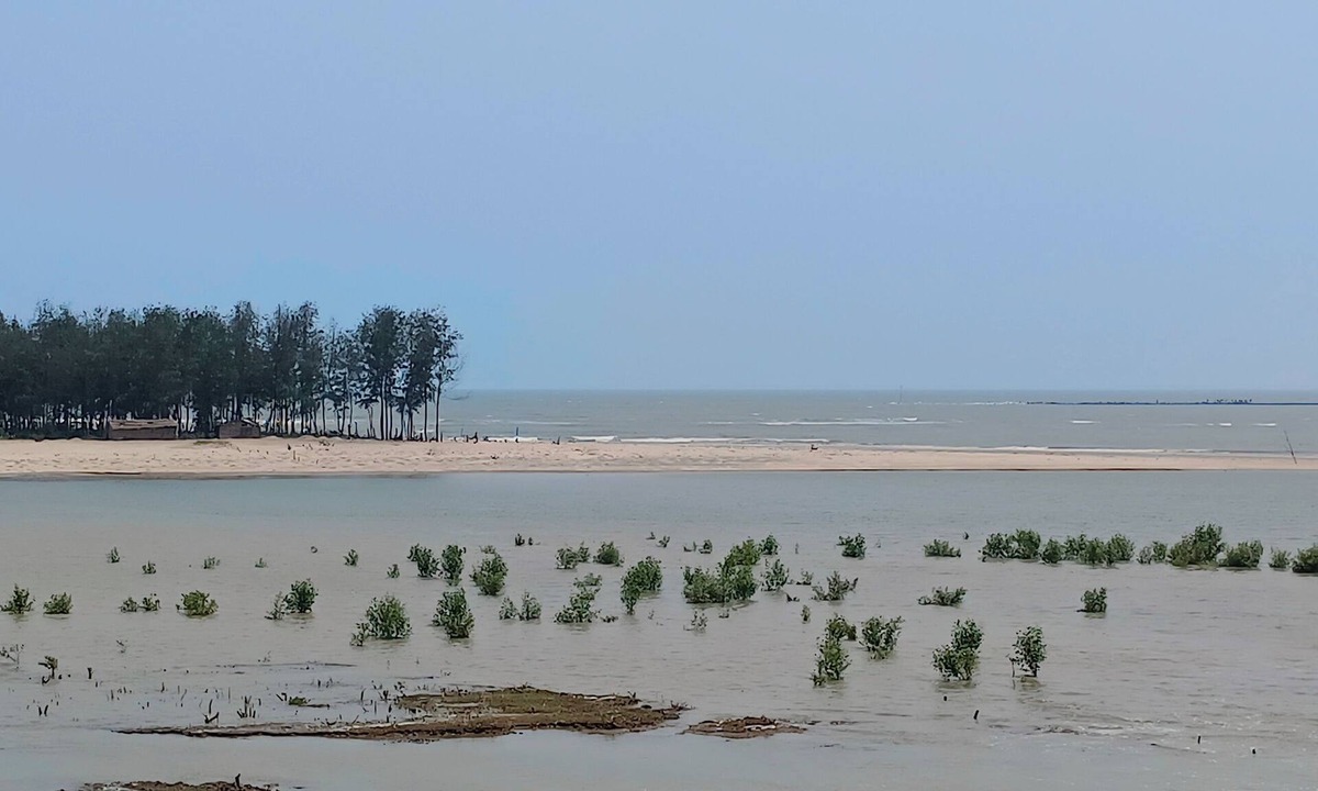 Kanthi Hotel | Ocean View Beach Inn