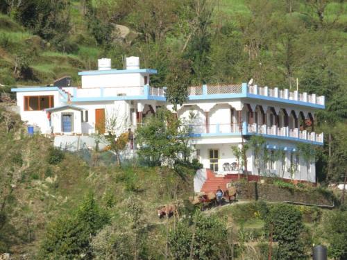 Narainkoti House | Odyssey Stays Guptkashi