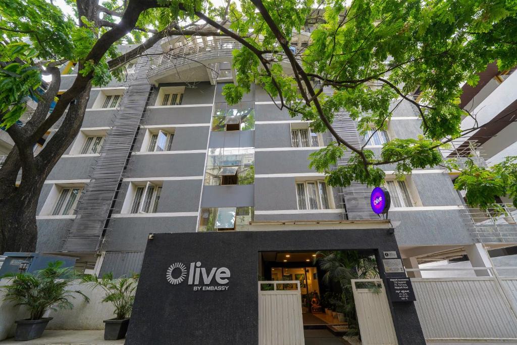 Bangalore City Center Hotel | Olive Hotel Magrath by Embassy Group