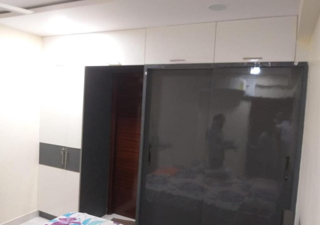 Nanakram Guda Apartment | One Room in a furnished apmt