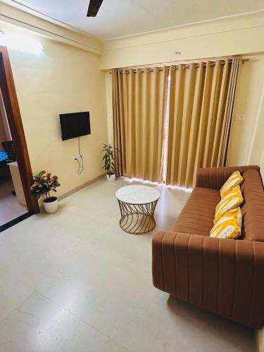 Wakad Apartment | Owls Retreat 2BHK Modern AC Flat in Wakad Pune
