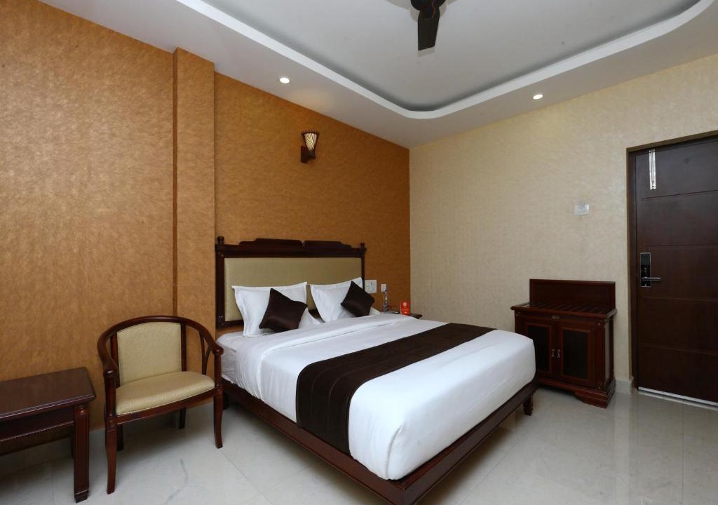 Poondithangal Cabin | OYO 10017 RB Grand Residency