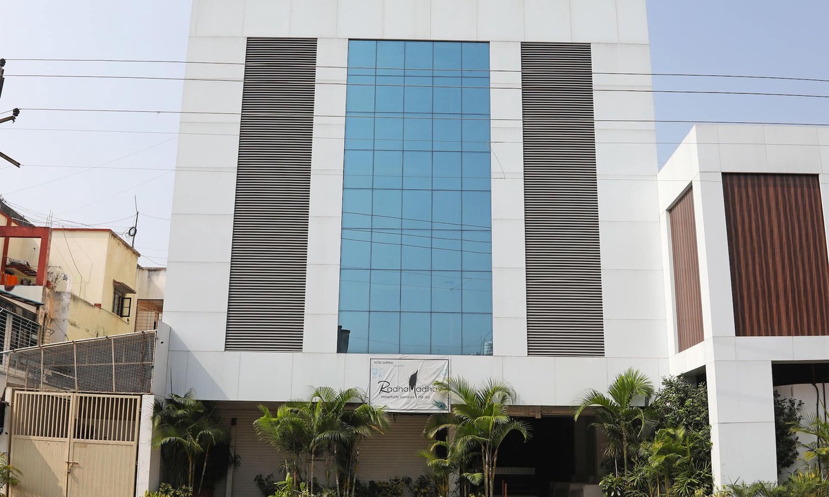 Nashik Hotel | OYO 10671 Hotel Sai Prem