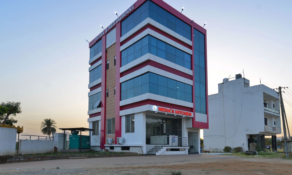 Abu Road Hotel | OYO 12961 Neha's Kitchen & Highway Inn