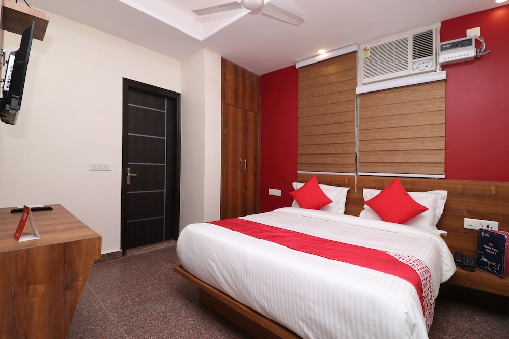 South West Hotel | OYO 36848 Embellish Inn