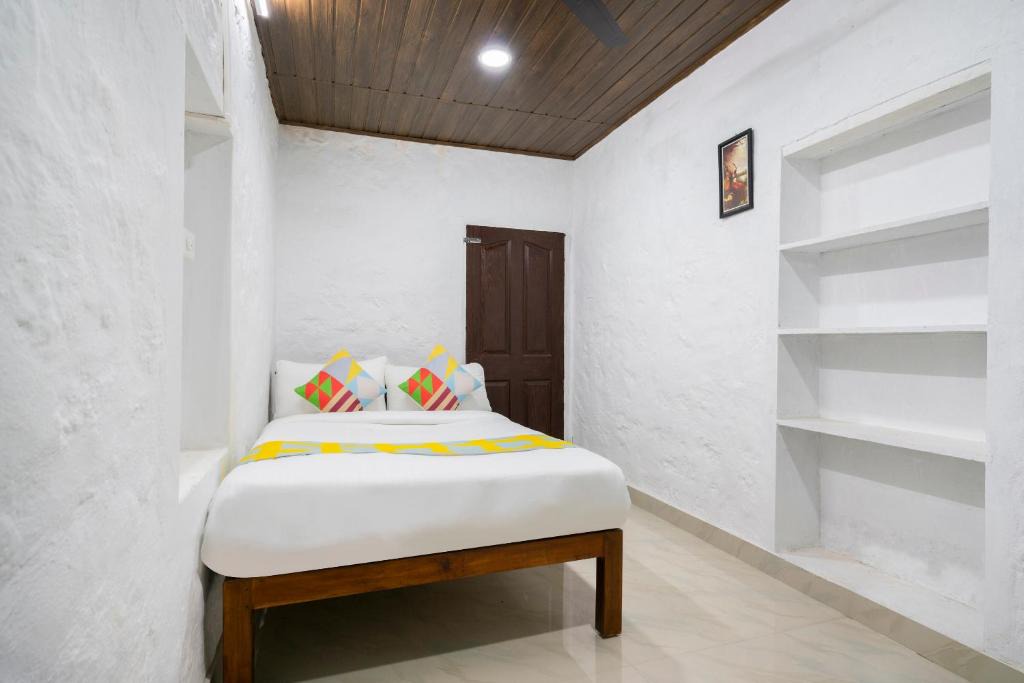 Serilingampally House | OYO 45707 Comfort Stay Kantivanam Colony