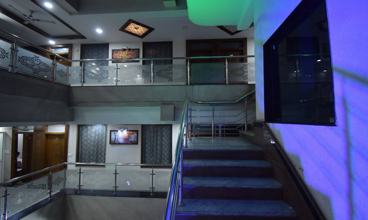 Gwalior Hotel | OYO 60291 Hotel Siddhi Vinayak
