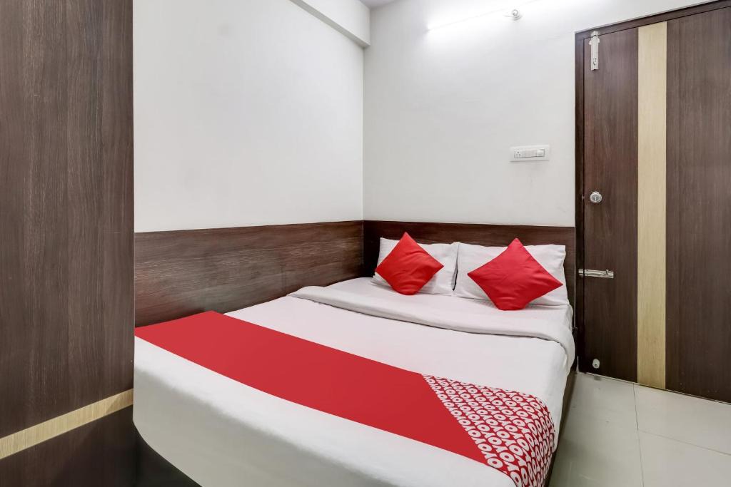 BTM Layout Hotel | OYO 81895 Nr Homes