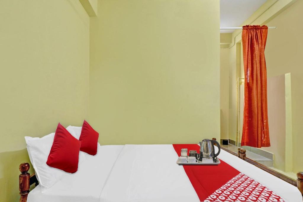 Alwaye Hotel | OYO 93077 Anna Rooms Ac & Non Ac
