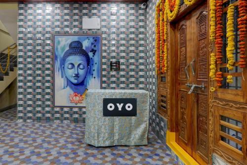Farooq Nagar Hotel | OYO Flagship SRI JOGULAMBA RESIDENCY