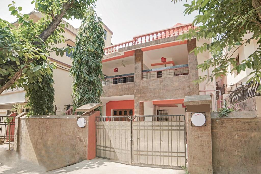 Bhubaneshwar House | OYO Home 78238 Artistic Stay Near Baramunda Bus Stand