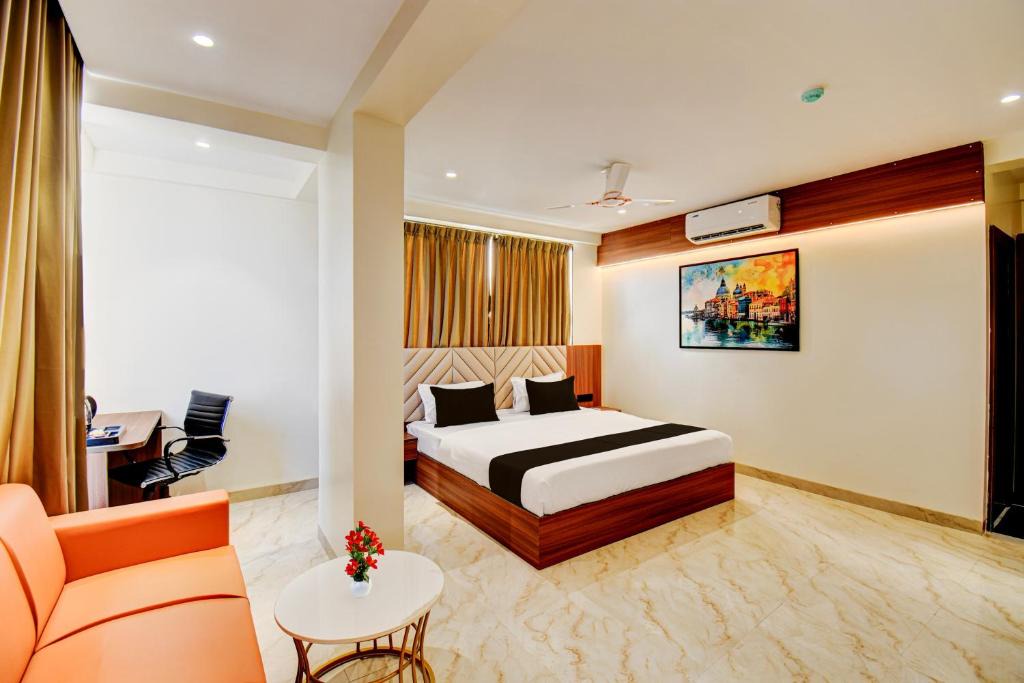 Kharabwadi Hotel | Palette Hotel ChakanK9