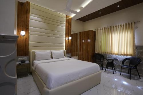 Gorai Hotel | Palm Springs Beach Resort - Gorai