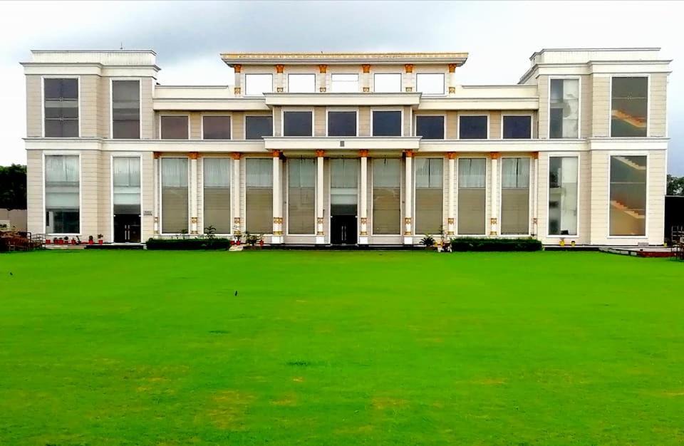 Ambala Resort | Palmdale Resort