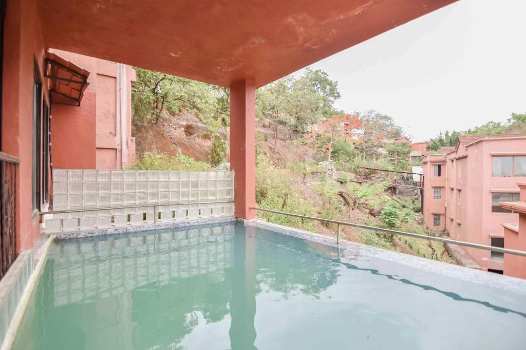 Aarey Colony Villa | Palms Villas