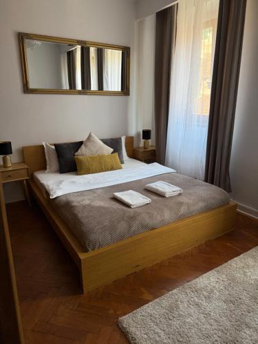 Brasov City Centre Apartment | Panoramic Apartment Braşov