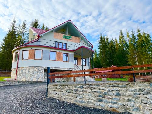 Margau House | Panoramic Apuseni Doda Pilii
