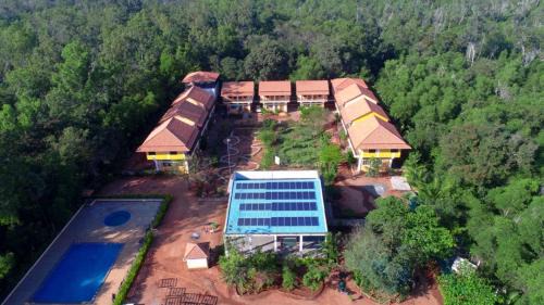Bommayapalayam Hotel | Paradise Auro Jungle Resort
