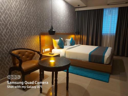 Kadubeesanahalli Hotel | Parkwood Suites Kadubeesanahalli
