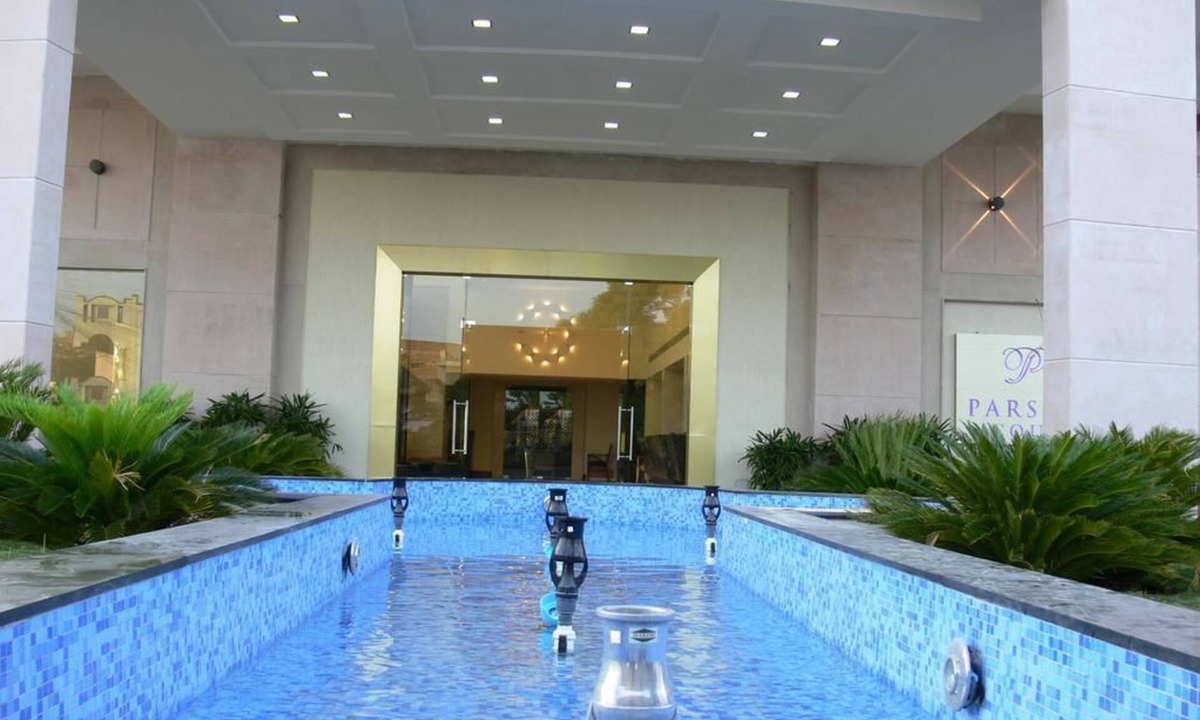 Dindigul Hotel | Parsons Court