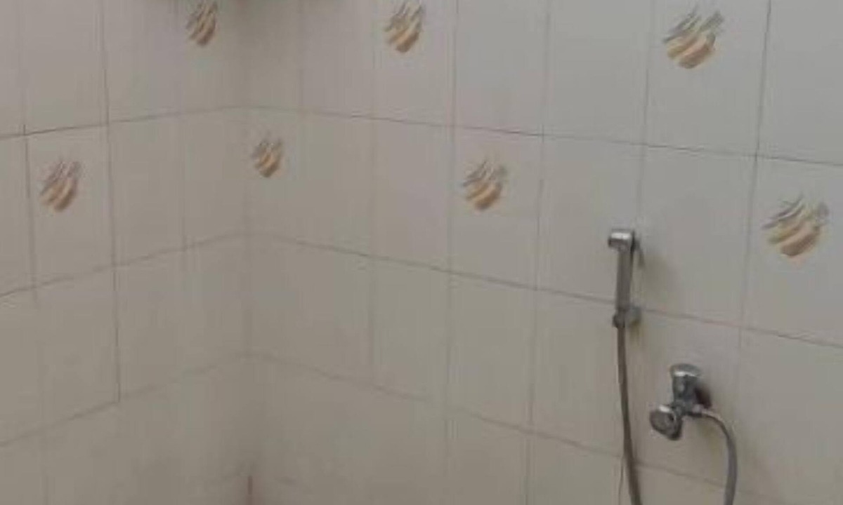 Hyderabad Apartment | Peaceful 1RK Room 9000084372