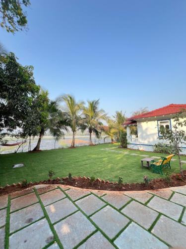 Loutolim House | Peaceful studio home in South Goa