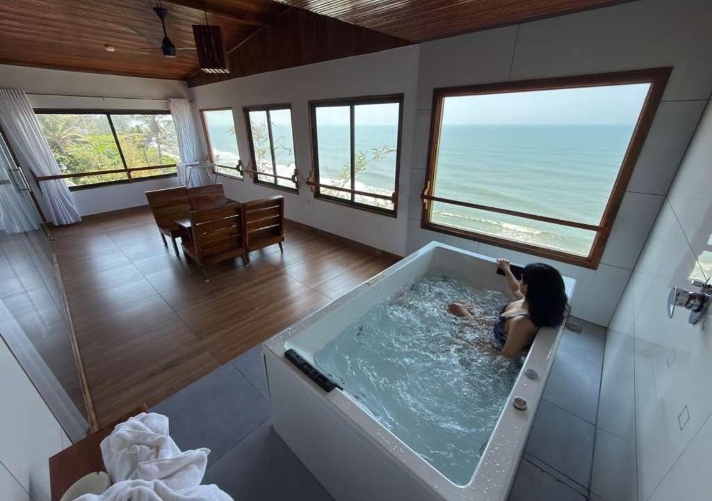 Varkala Hotel | Peak Paradise Resort