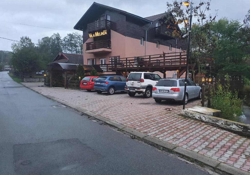Petrosani House | Pensiunea Melinda