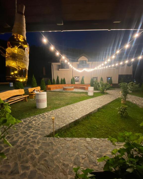 Berevoesti House | Pensiunea Perla Râușor