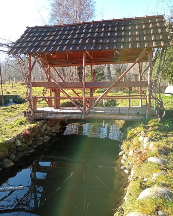 Malaiesti House | Pensiunea Pescărie La Nelu