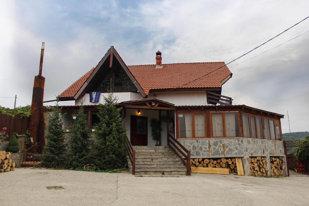 Iasi Hotel | Pensiunea Taverna Bucium