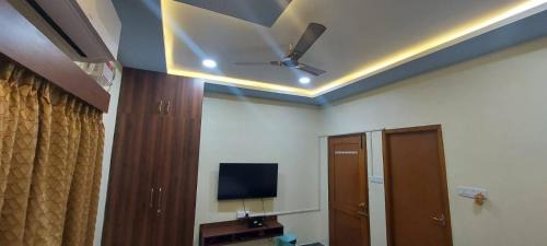 Nungambakkam House | PETCHI Homestay