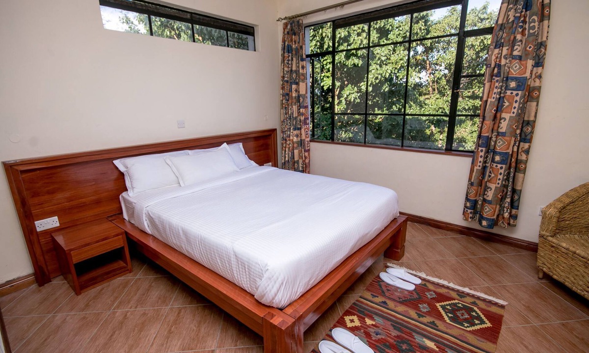 Bondo House | Pikidi Gardens