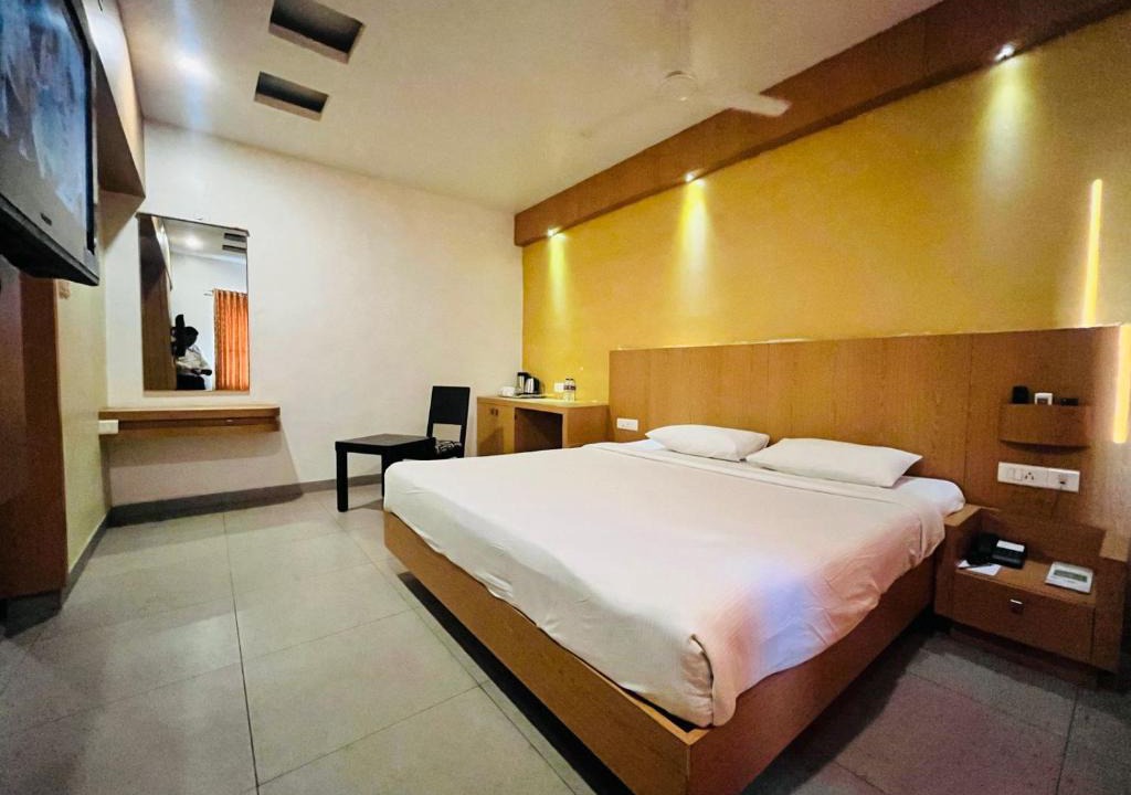 Tiruchirappalli Hotel | PLA Rathna Residency Trichy