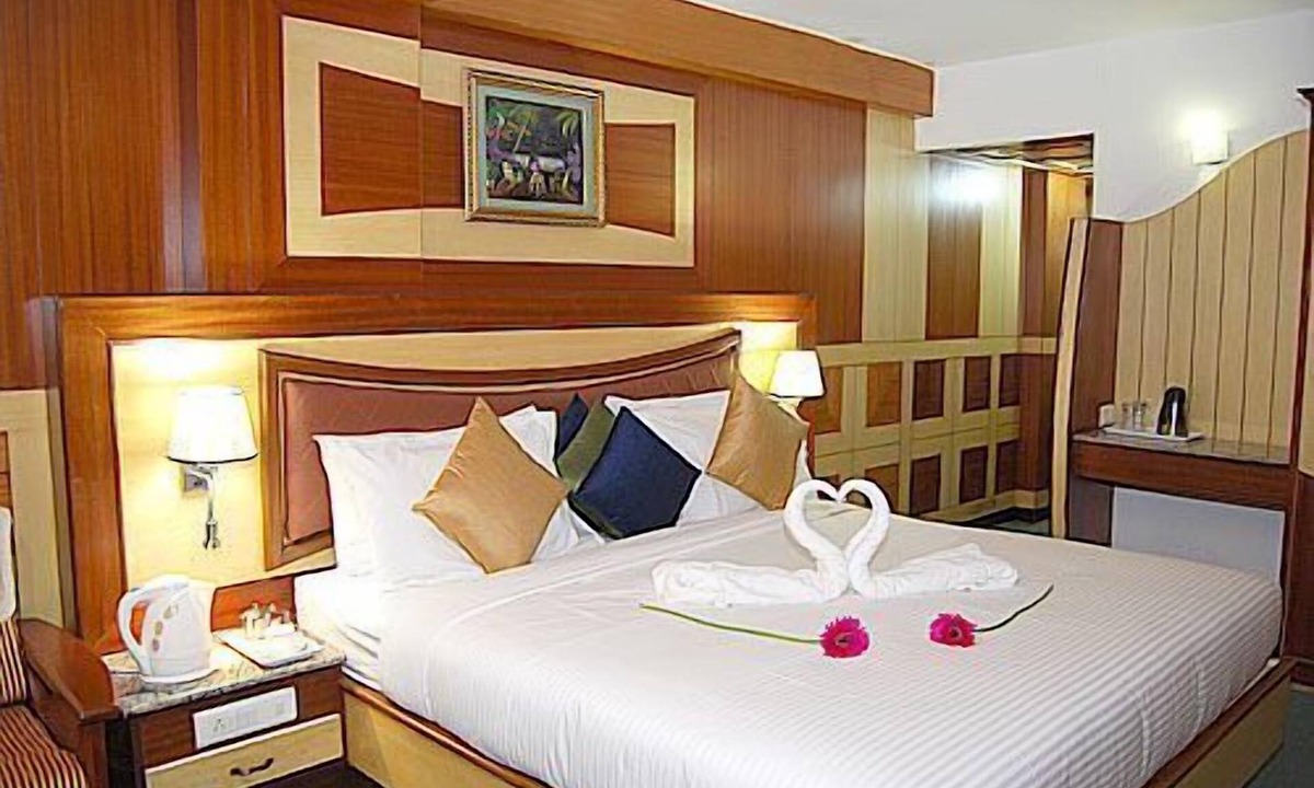 Stone House Area Hotel | Ponmari Residency