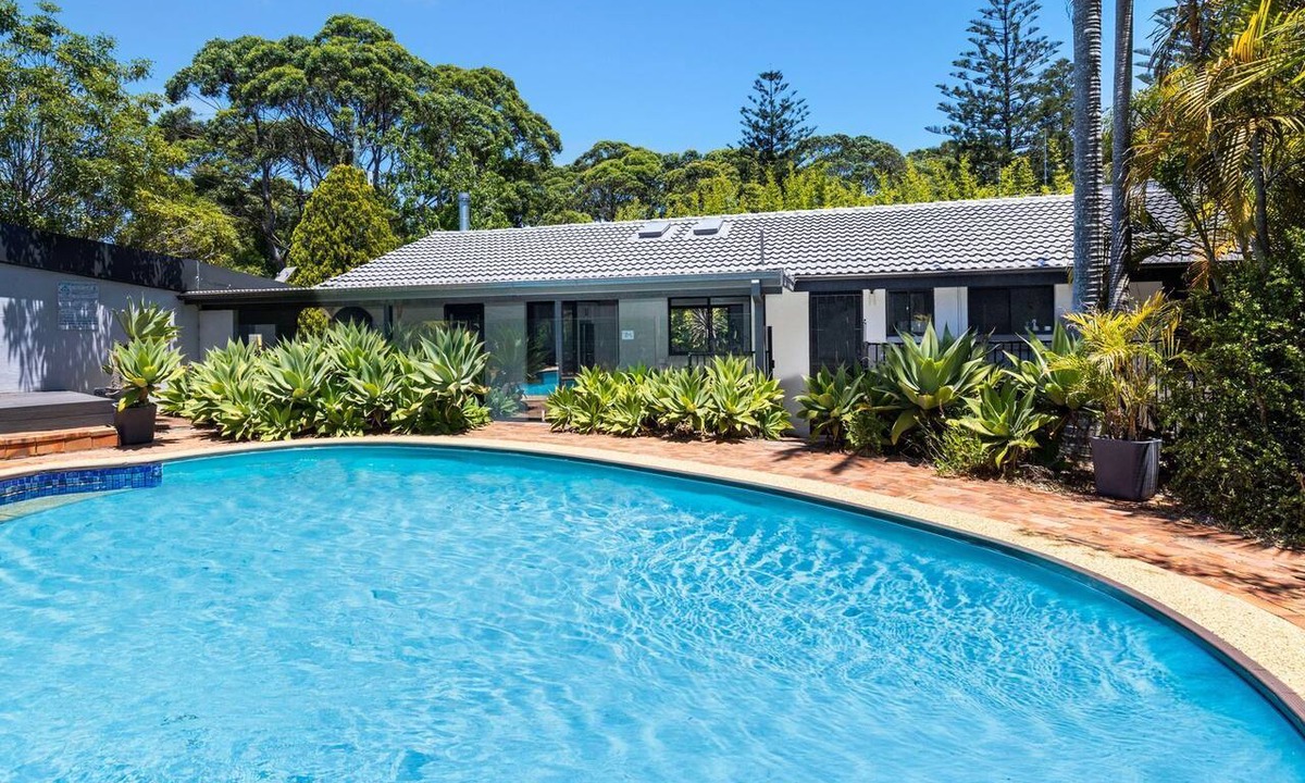 Culburra Beach House | Pool Oasis - Swimming Pool - 10 Mins Walk to Beach