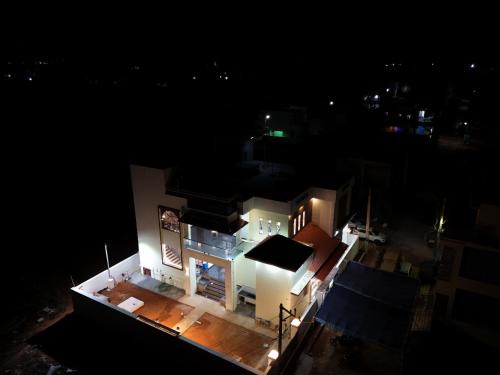 Vallioor House | Porunai Retreat by VANAM STAY