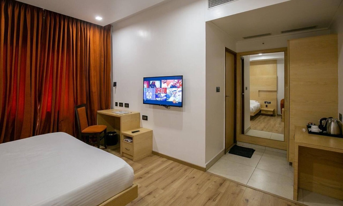 Gopalapuram Hotel | PPH Living Railotel