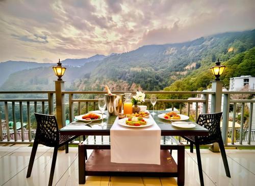 Tallital Hotel | PR Woods - A Four Star Luxury Resort in Nainital