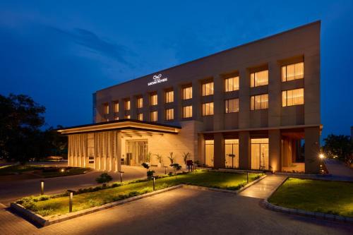 Bhubaneshwar Hotel | Prachi Sarovar Premiere Bhubaneshwar
