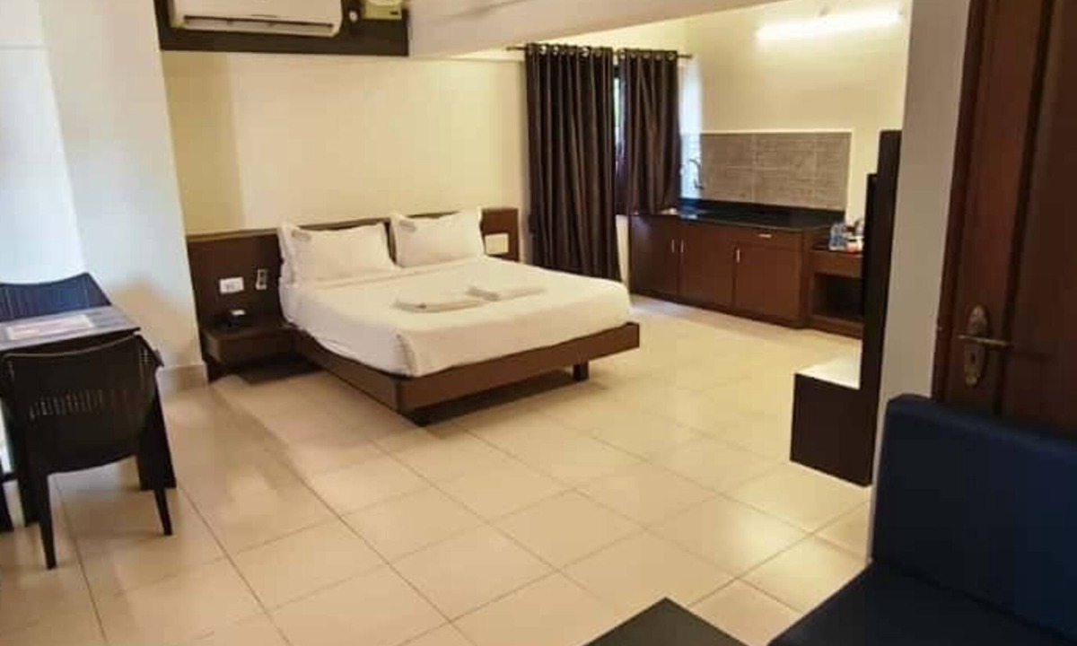 Manipal Hotel | PRATHAM INN BY DOWNTOWN HOTELS