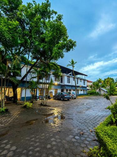 Kollam Hotel | PRATHIBA RESIDENCY