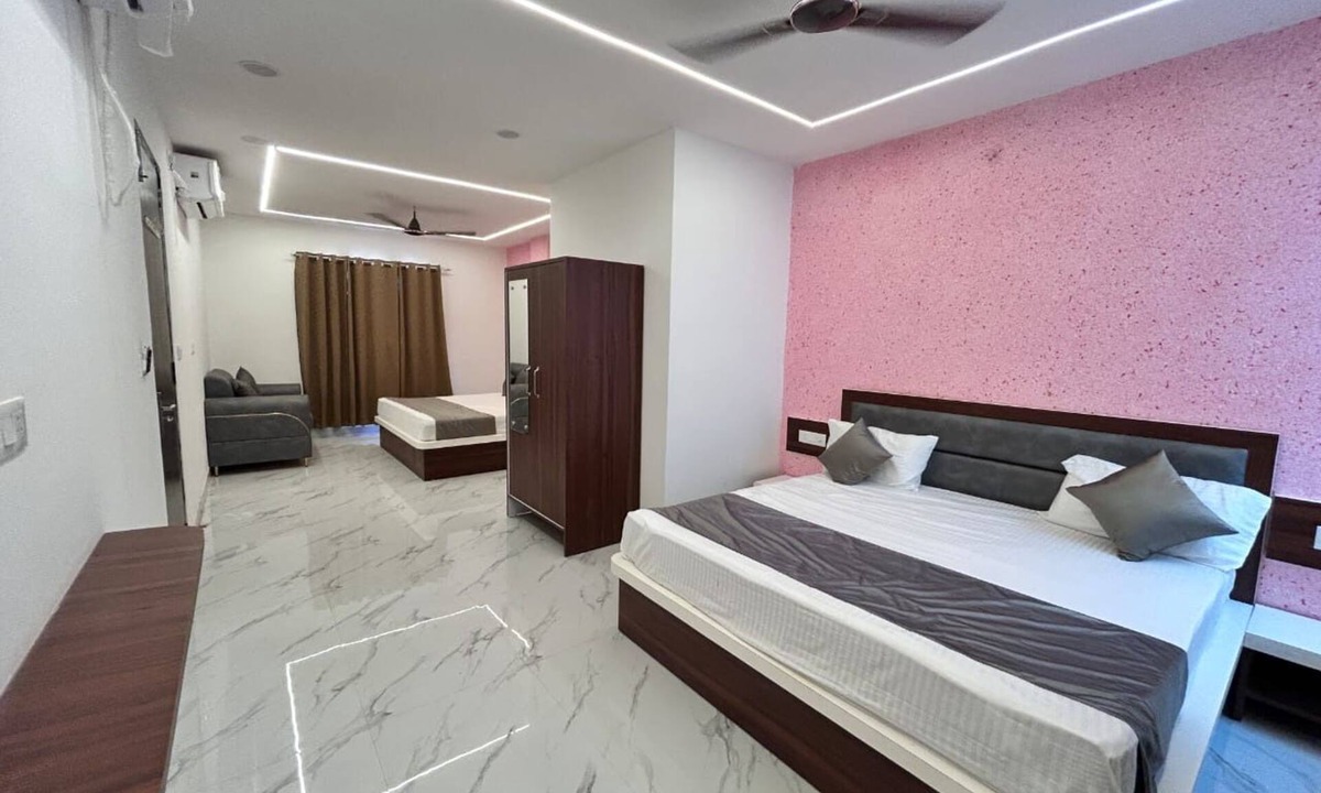 Sapotra Hotel | Pratibha Hotel and Restaurant