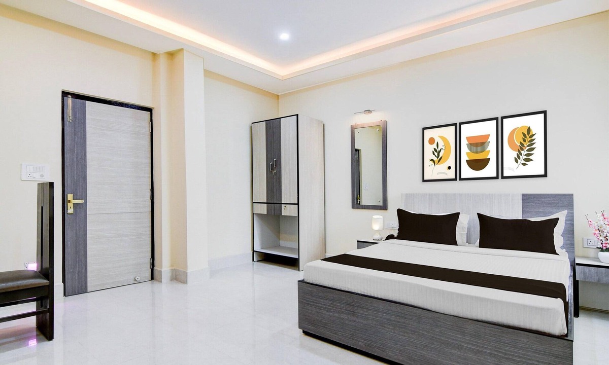 Joka House | Premium Collection O Joka Industrial Plaza